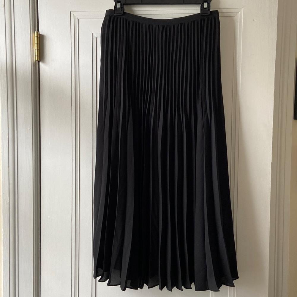NTW Black Uniqlo Skirt